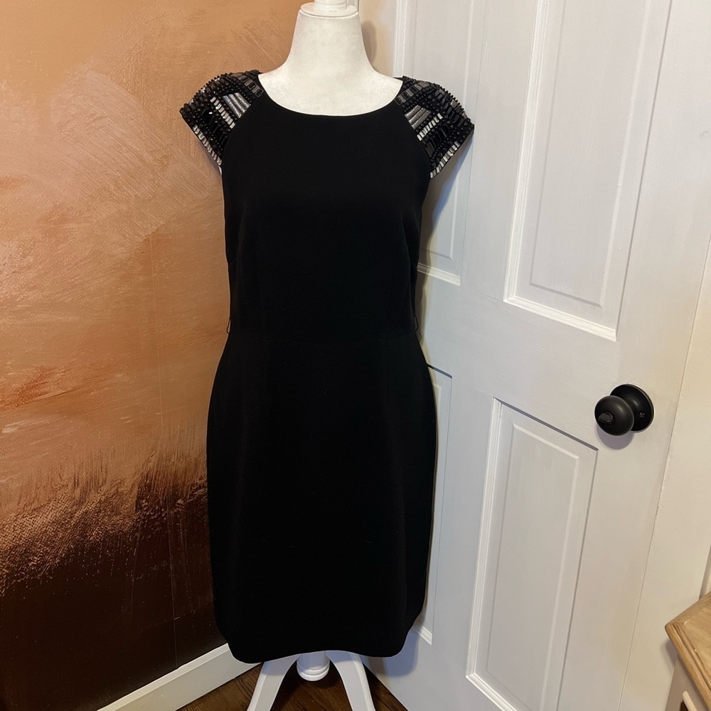 #159 Tahari Arthur S. Levine Black Beaded Cap Sleeve Sheath Dress Size 14